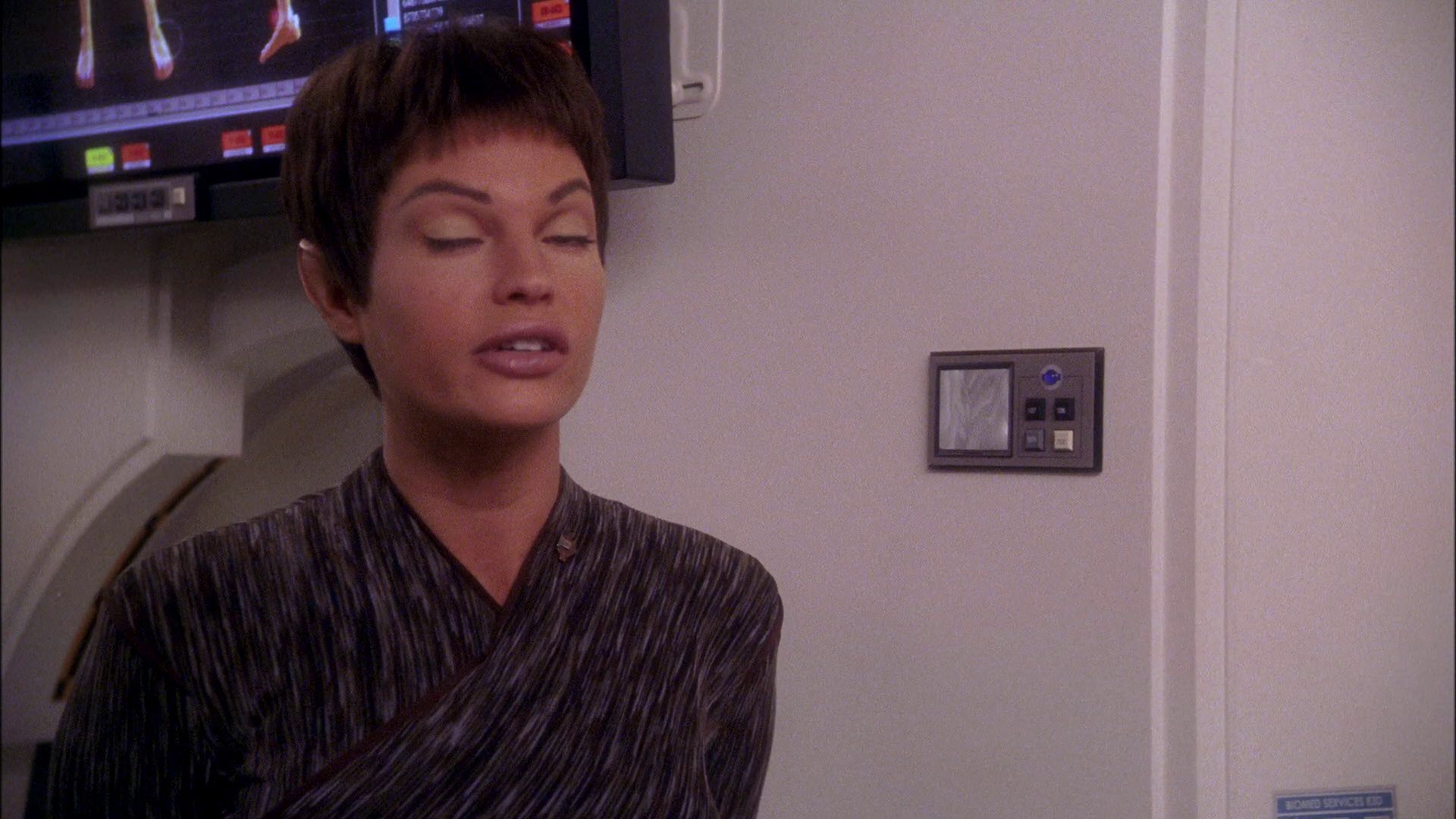 extant_StarTrek_ENT_1x25-TwoDaysAndTwoNights_3094.jpg