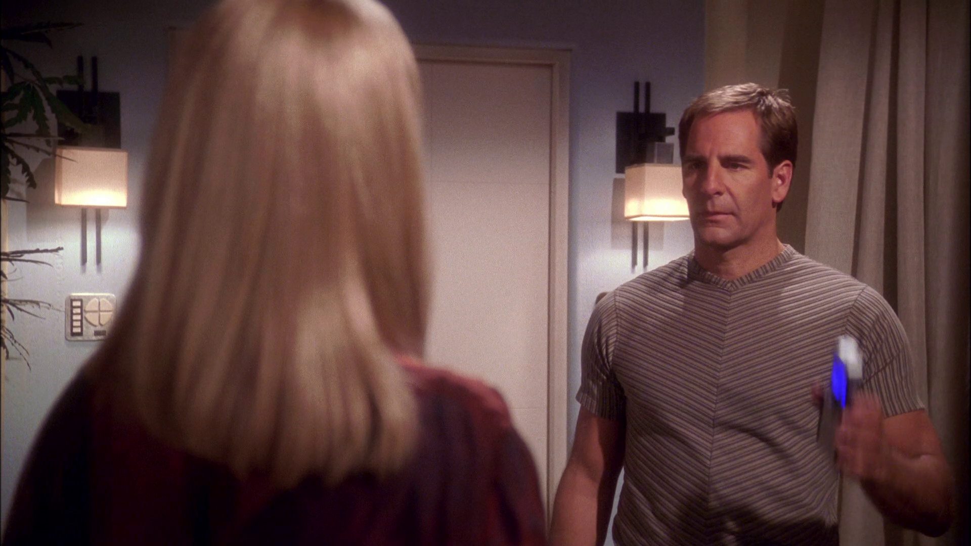 extant_StarTrek_ENT_1x25-TwoDaysAndTwoNights_3152.jpg