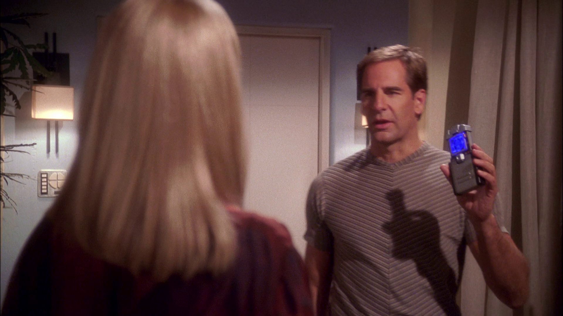 extant_StarTrek_ENT_1x25-TwoDaysAndTwoNights_3153.jpg