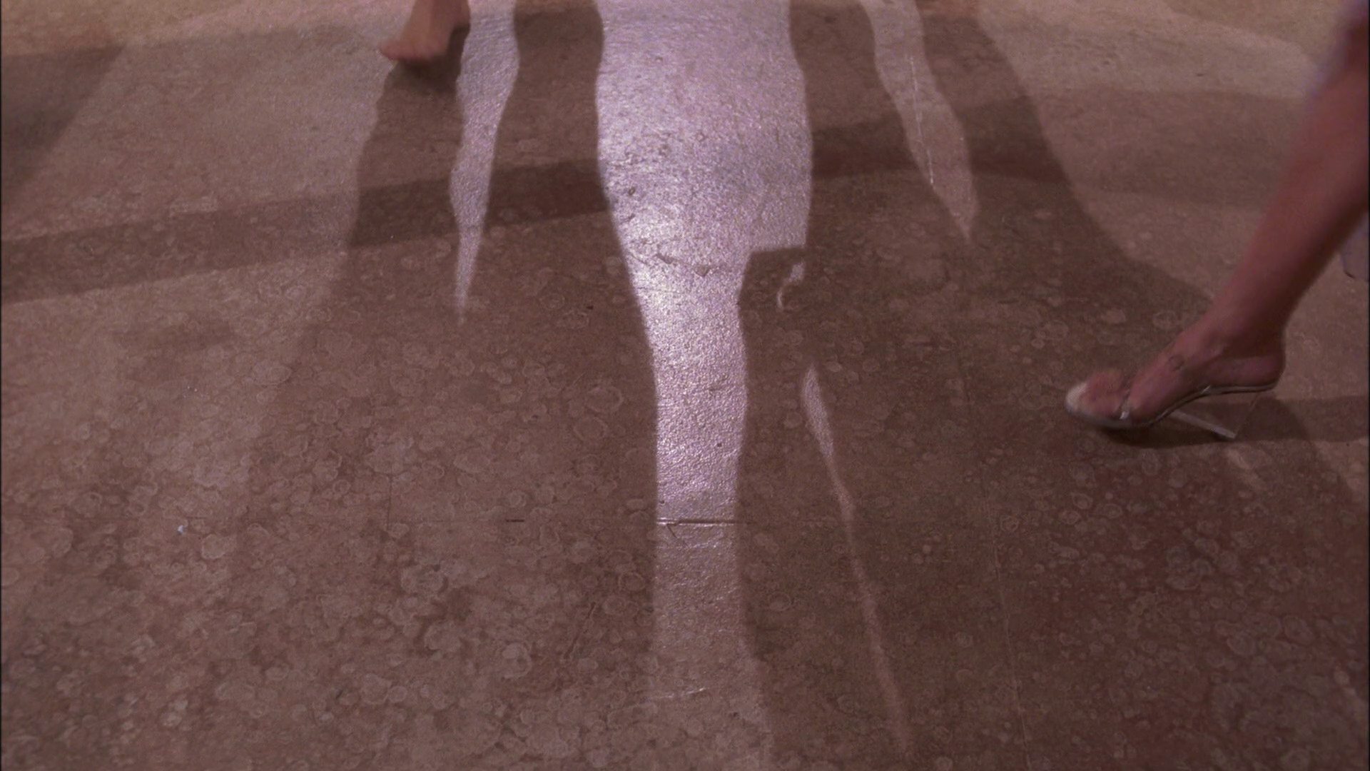 extant_StarTrek_ENT_1x25-TwoDaysAndTwoNights_3272.jpg
