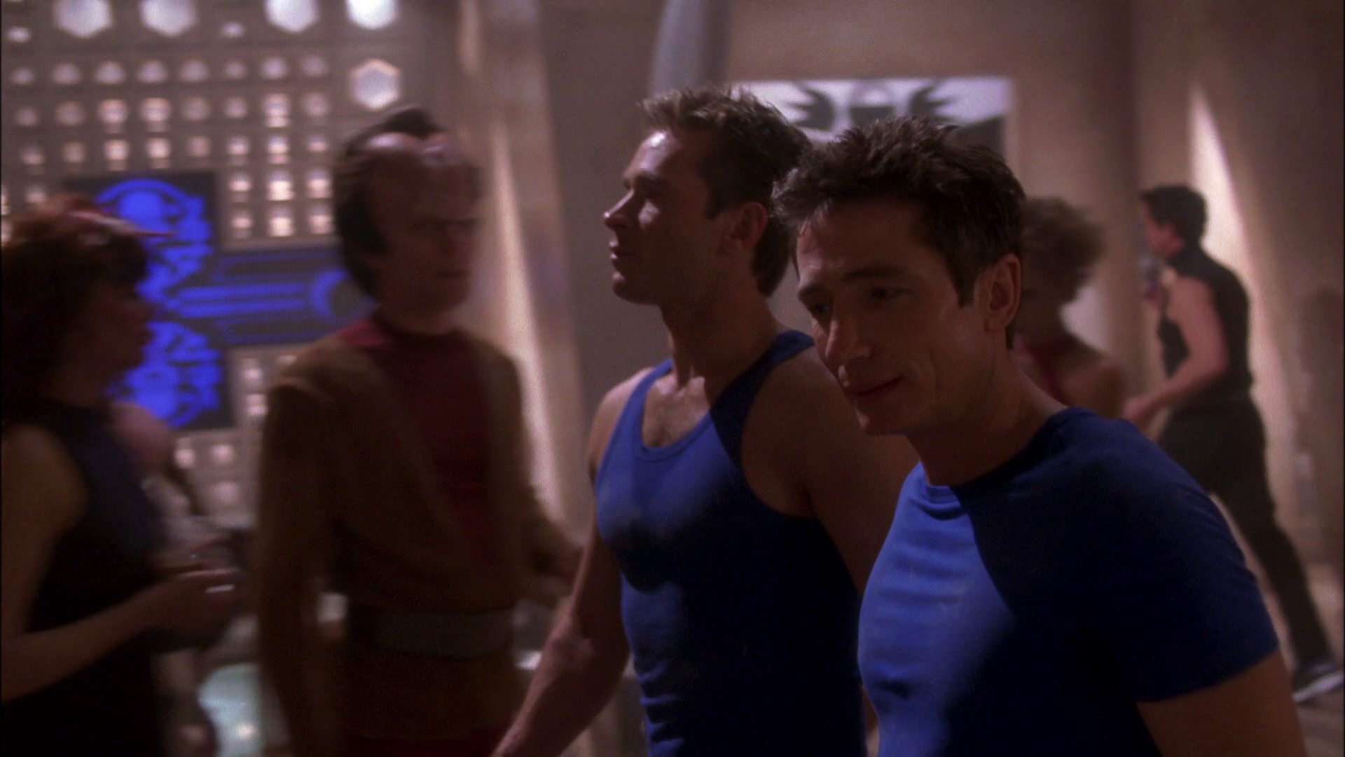 extant_StarTrek_ENT_1x25-TwoDaysAndTwoNights_3284.jpg