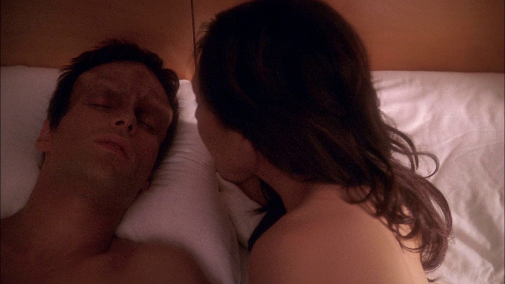 extant_StarTrek_ENT_1x25-TwoDaysAndTwoNights_3344.jpg