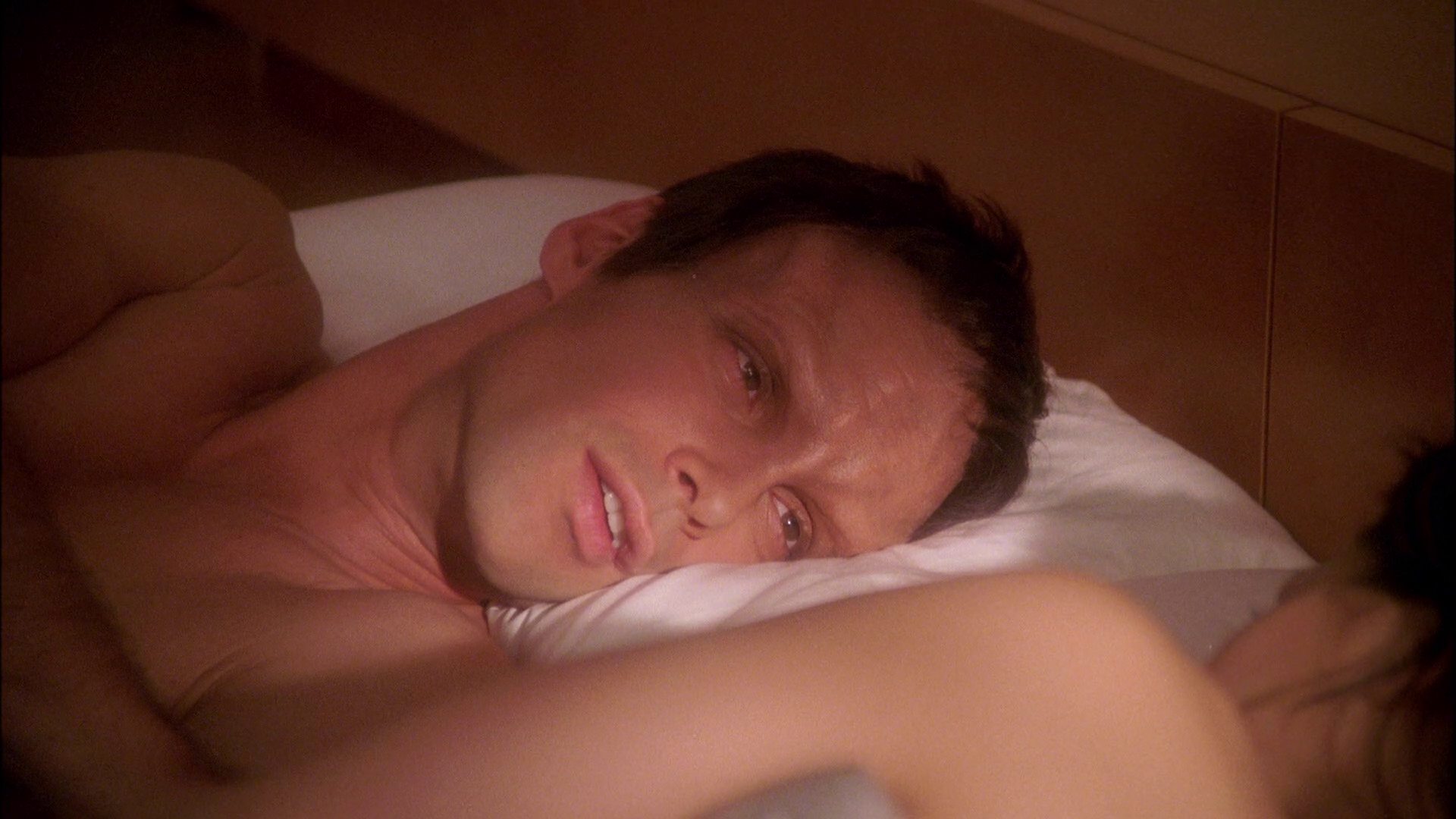 extant_StarTrek_ENT_1x25-TwoDaysAndTwoNights_3391.jpg