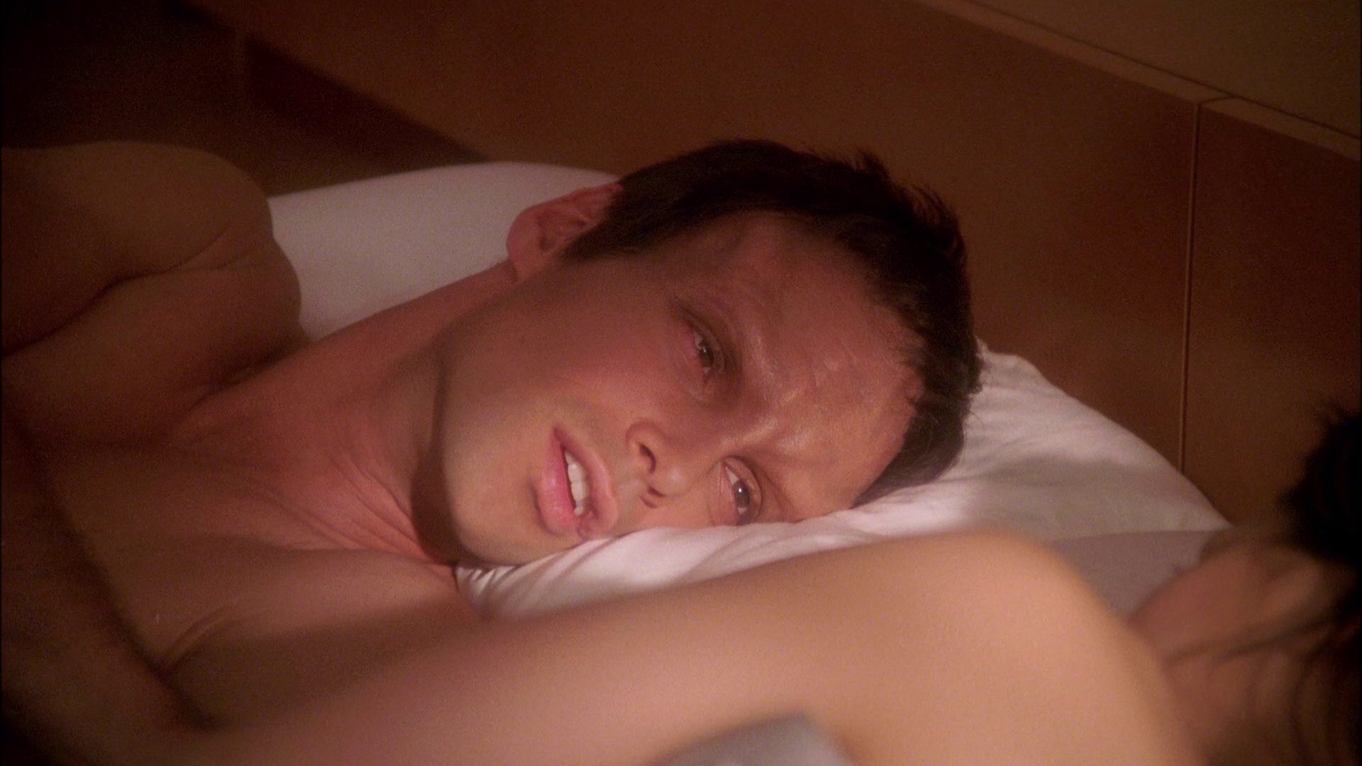 extant_StarTrek_ENT_1x25-TwoDaysAndTwoNights_3393.jpg