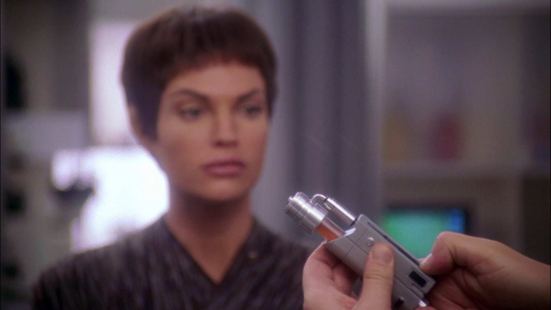 extant_StarTrek_ENT_1x25-TwoDaysAndTwoNights_3426.jpg