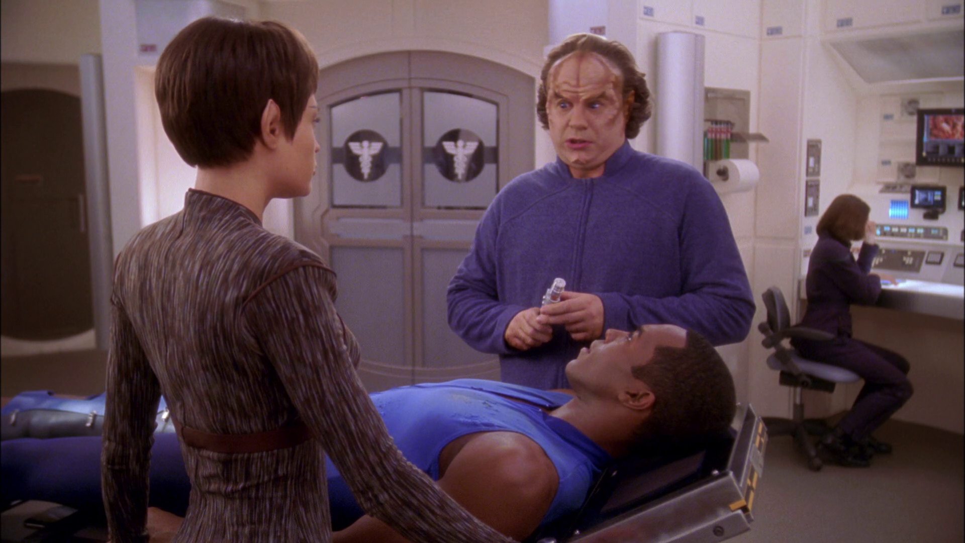 extant_StarTrek_ENT_1x25-TwoDaysAndTwoNights_3431.jpg
