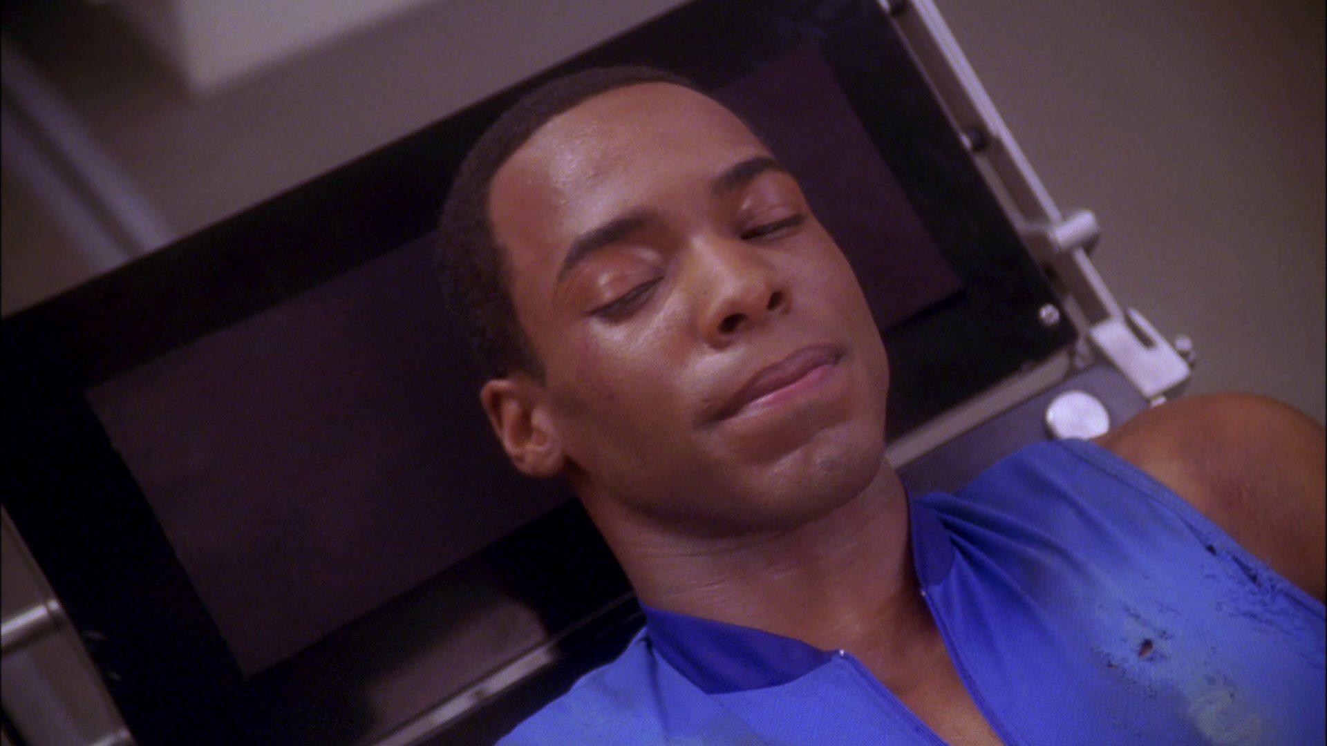 extant_StarTrek_ENT_1x25-TwoDaysAndTwoNights_3470.jpg