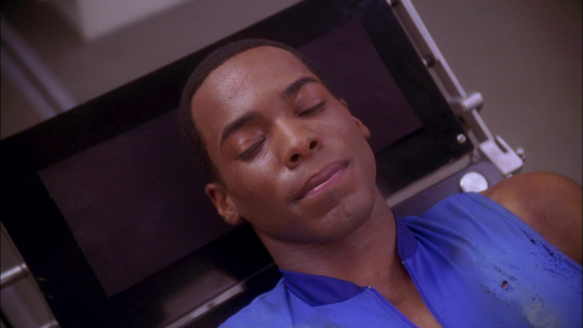 extant_StarTrek_ENT_1x25-TwoDaysAndTwoNights_3471.jpg