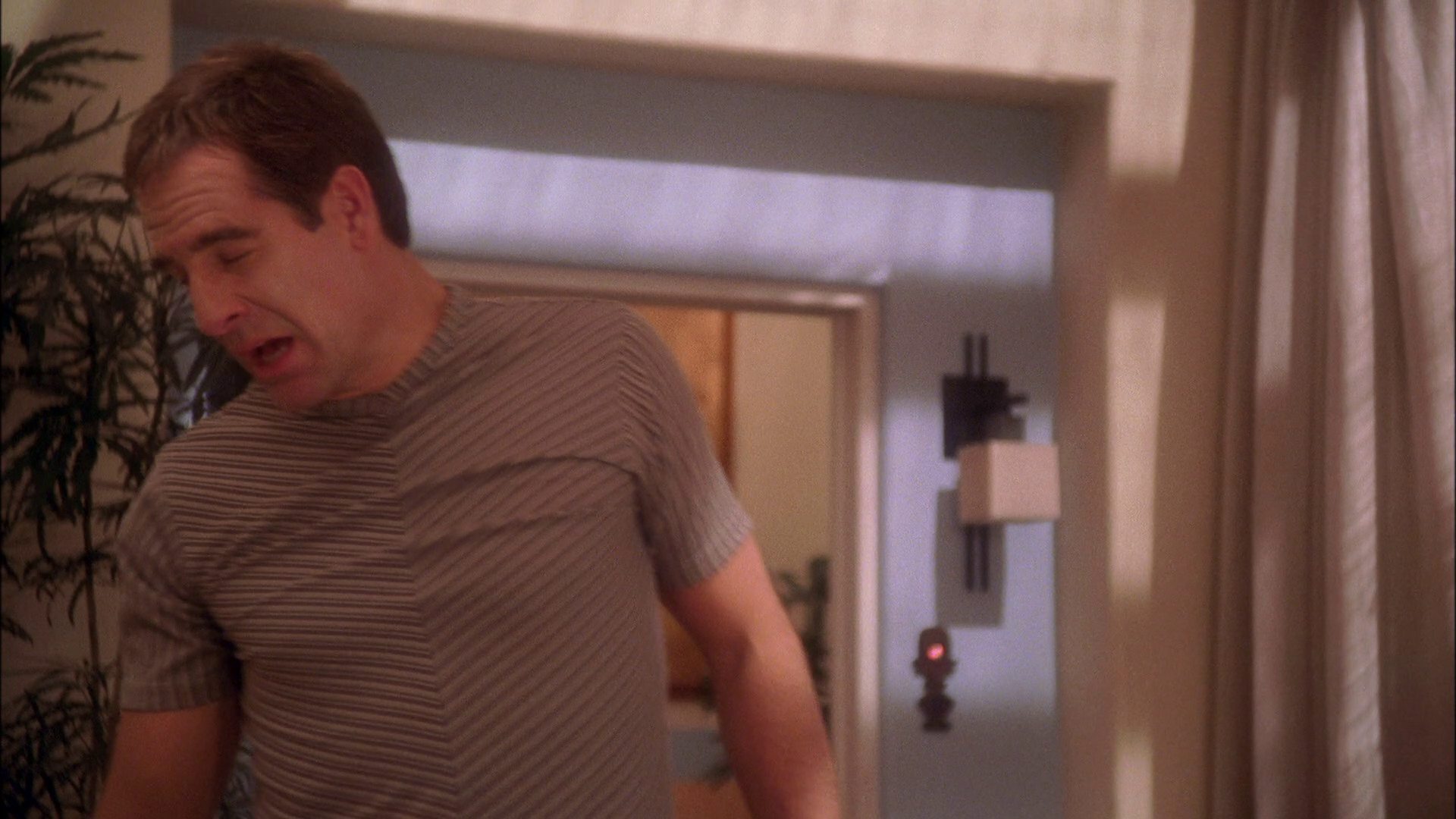 extant_StarTrek_ENT_1x25-TwoDaysAndTwoNights_3553.jpg
