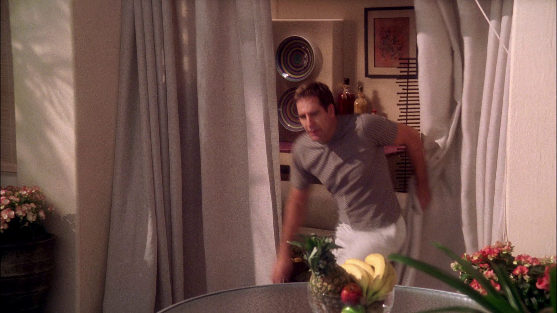 extant_StarTrek_ENT_1x25-TwoDaysAndTwoNights_3565.jpg