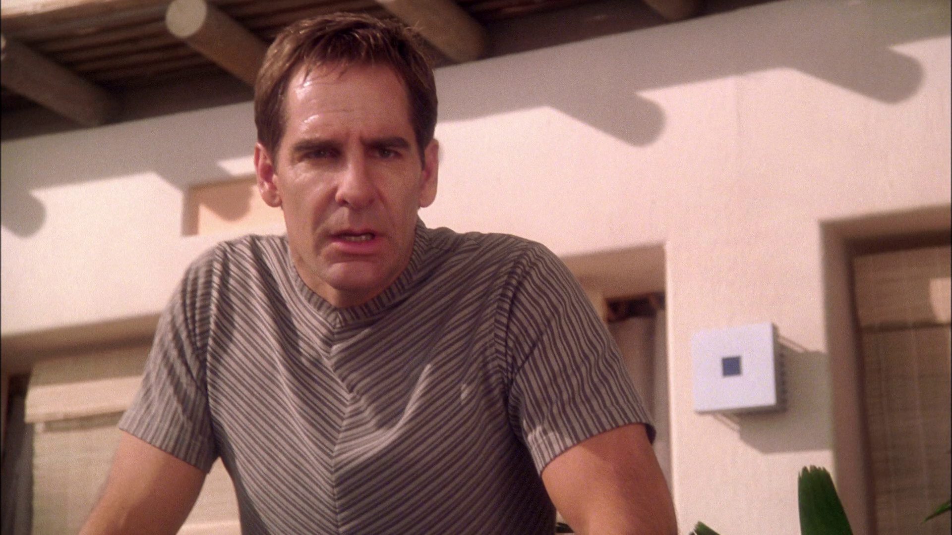 extant_StarTrek_ENT_1x25-TwoDaysAndTwoNights_3571.jpg