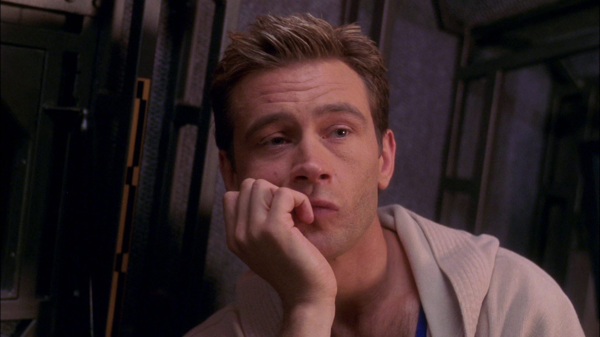 extant_StarTrek_ENT_1x25-TwoDaysAndTwoNights_3605.jpg