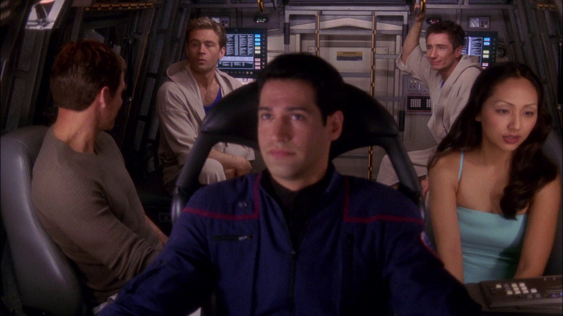 extant_StarTrek_ENT_1x25-TwoDaysAndTwoNights_3616.jpg