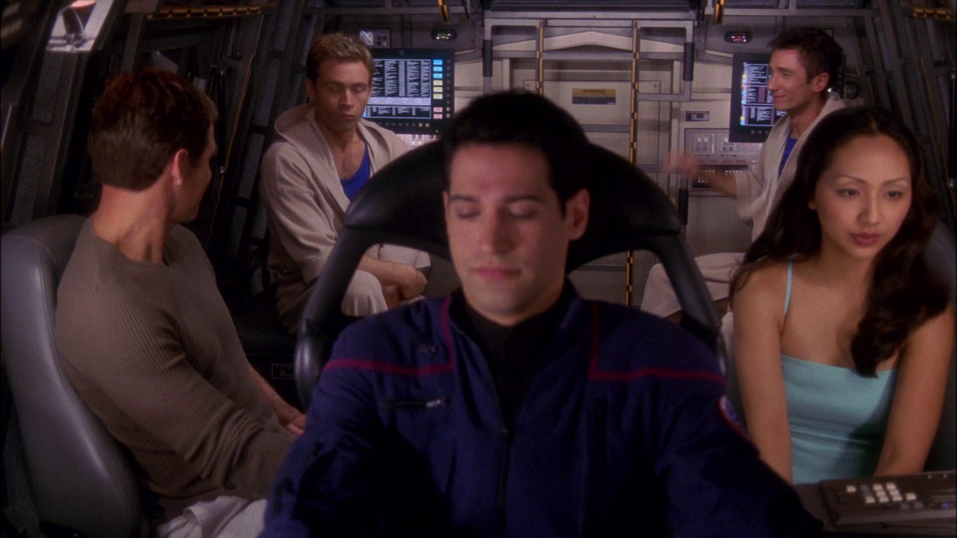 extant_StarTrek_ENT_1x25-TwoDaysAndTwoNights_3617.jpg