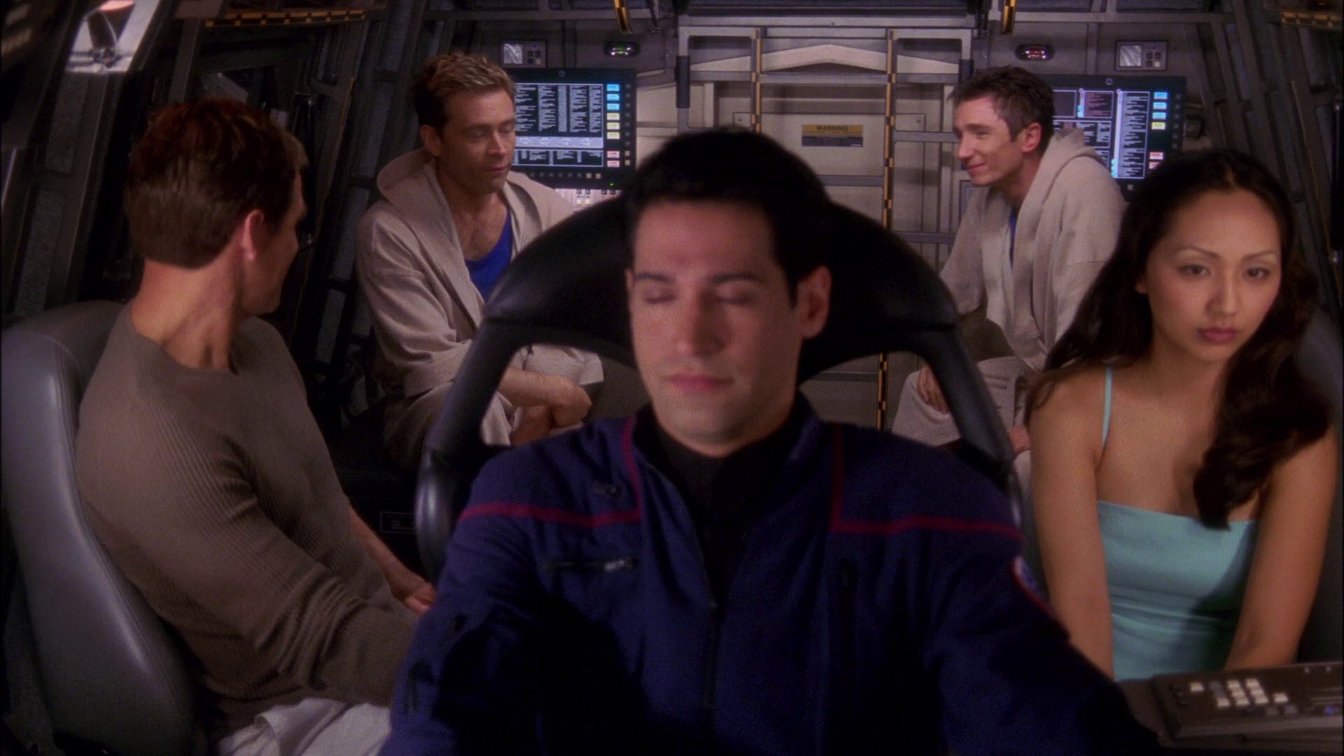 extant_StarTrek_ENT_1x25-TwoDaysAndTwoNights_3618.jpg