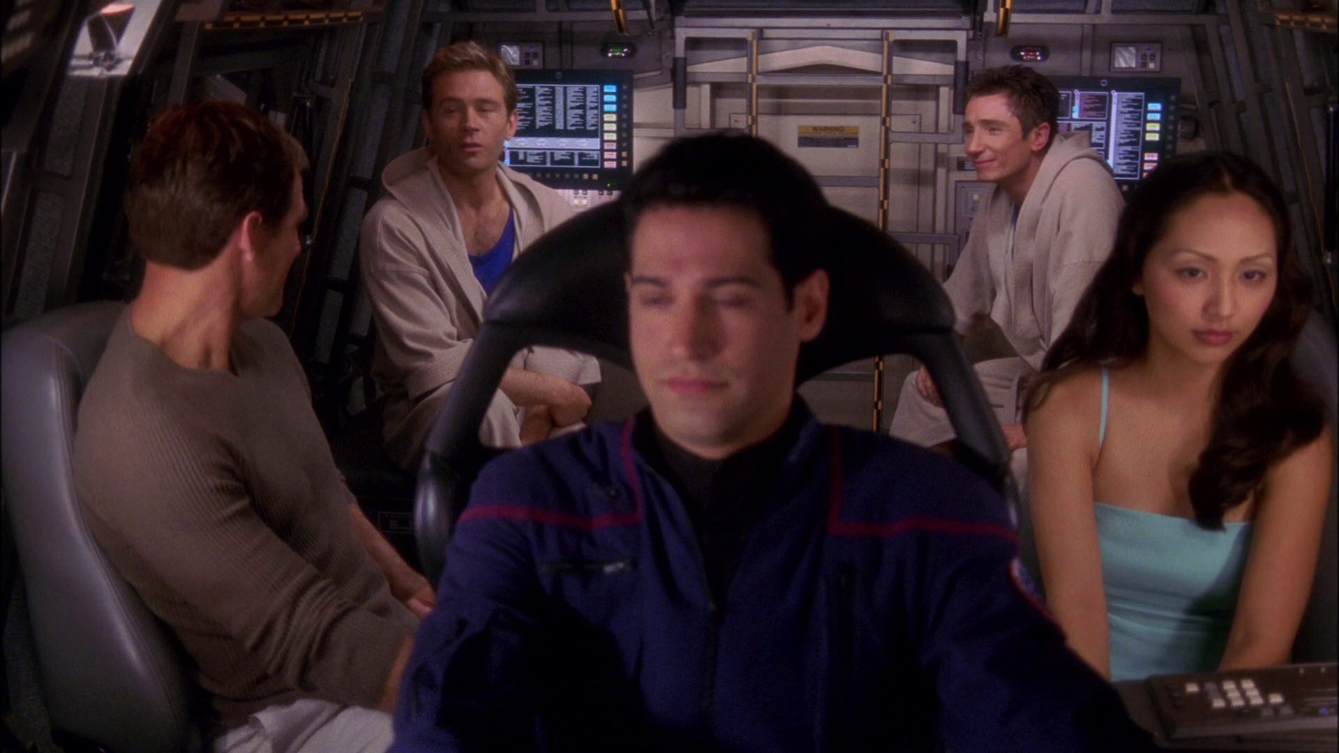 extant_StarTrek_ENT_1x25-TwoDaysAndTwoNights_3619.jpg