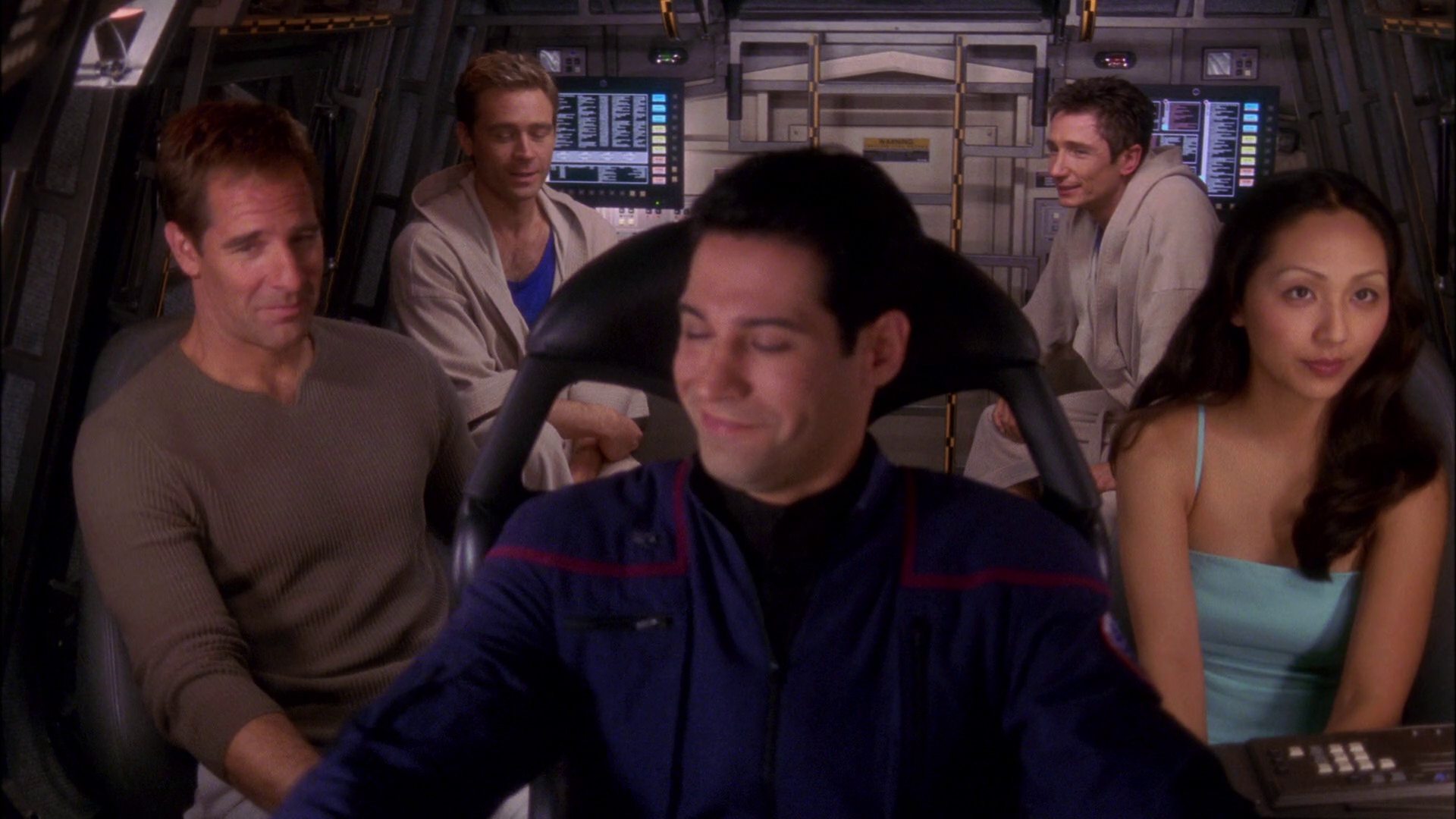 extant_StarTrek_ENT_1x25-TwoDaysAndTwoNights_3622.jpg