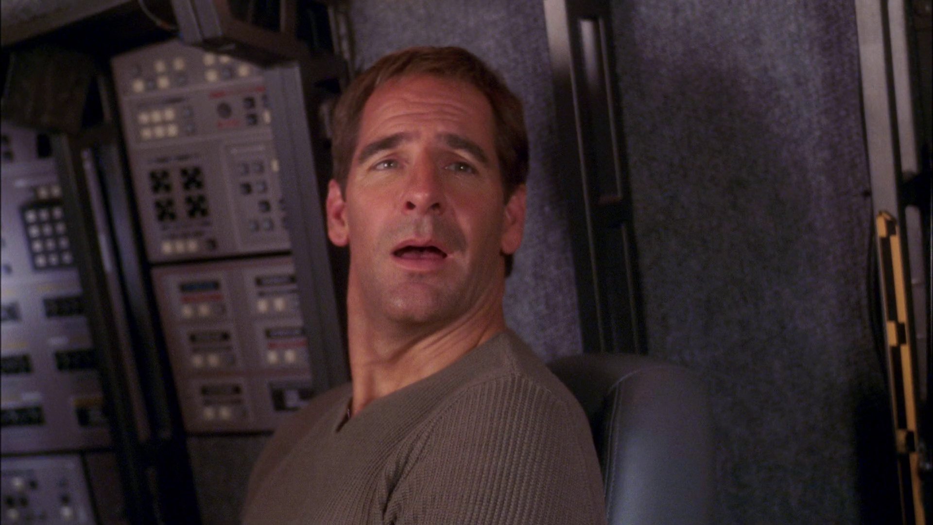 extant_StarTrek_ENT_1x25-TwoDaysAndTwoNights_3642.jpg