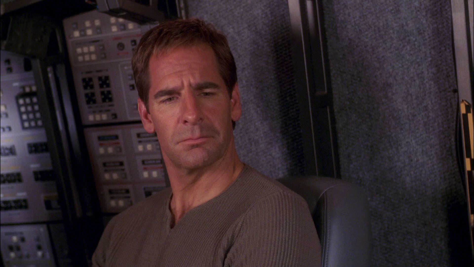 extant_StarTrek_ENT_1x25-TwoDaysAndTwoNights_3663.jpg