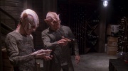extant_StarTrek_ENT_1x25-TwoDaysAndTwoNights_1768.jpg