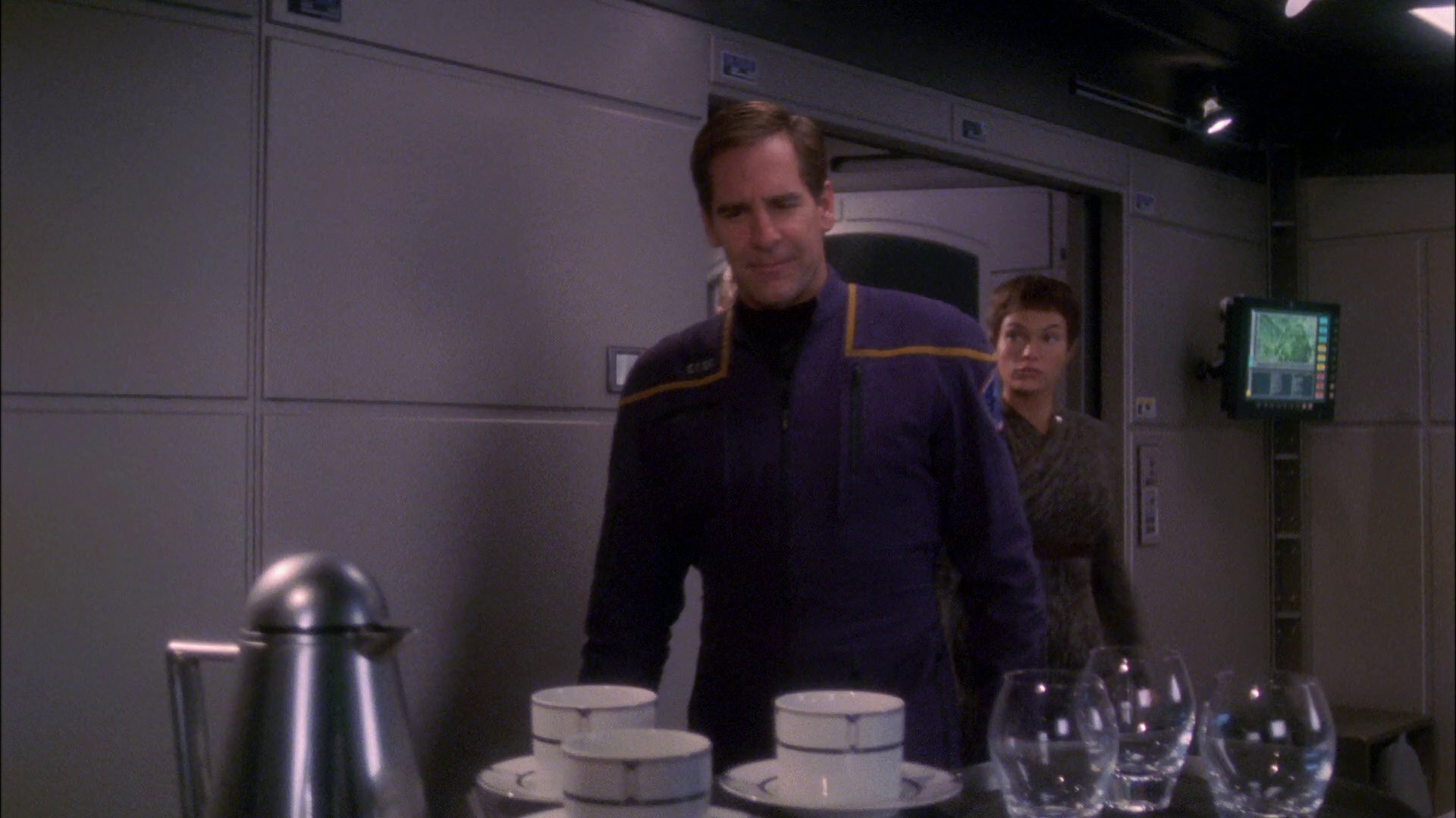 extant_StarTrek_ENT_1x26-_ShockwavePart1_0013.jpg