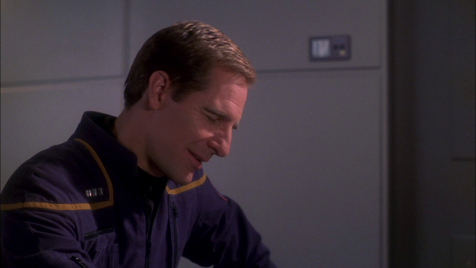 extant_StarTrek_ENT_1x26-_ShockwavePart1_0080.jpg