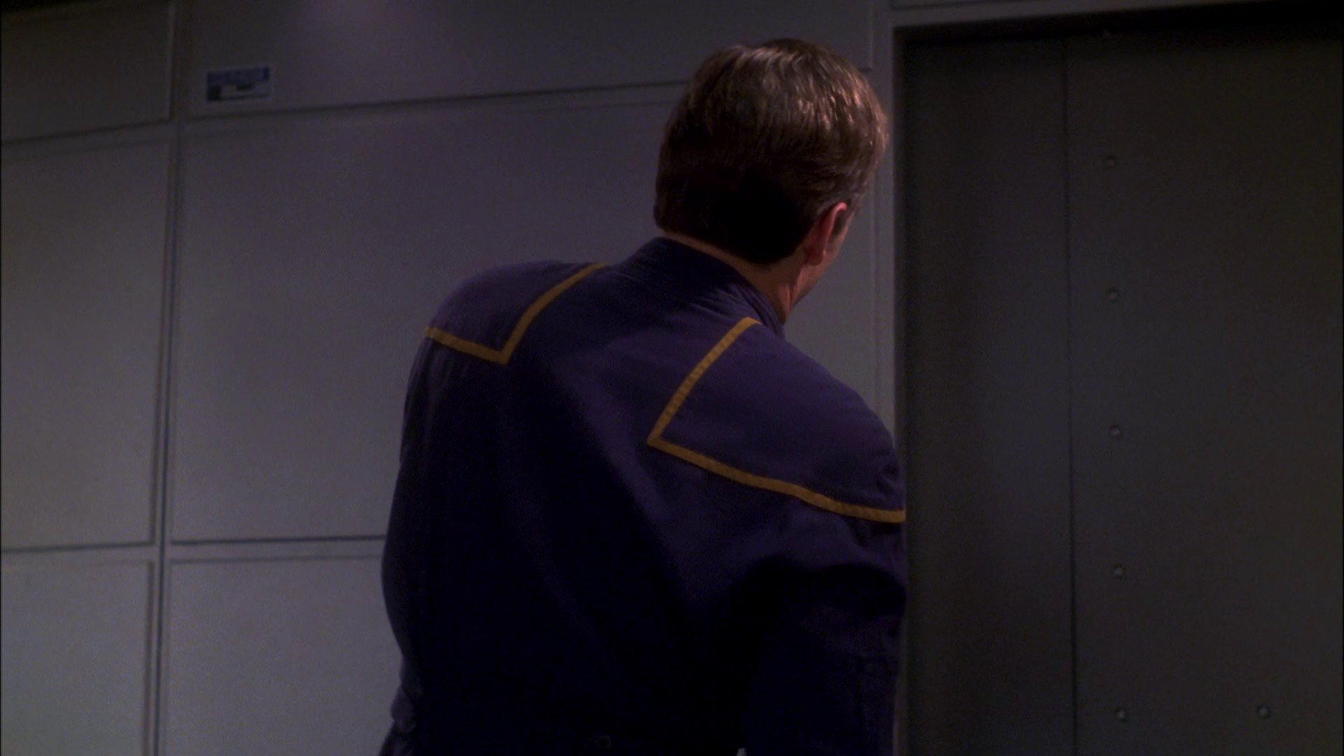 extant_StarTrek_ENT_1x26-_ShockwavePart1_0096.jpg
