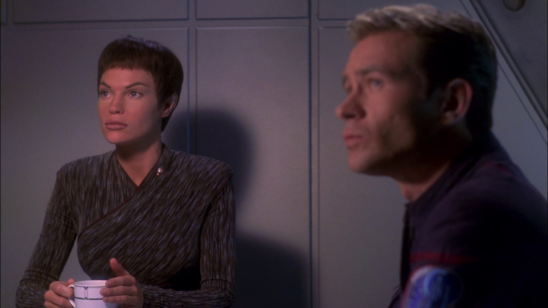 extant_StarTrek_ENT_1x26-_ShockwavePart1_0101.jpg