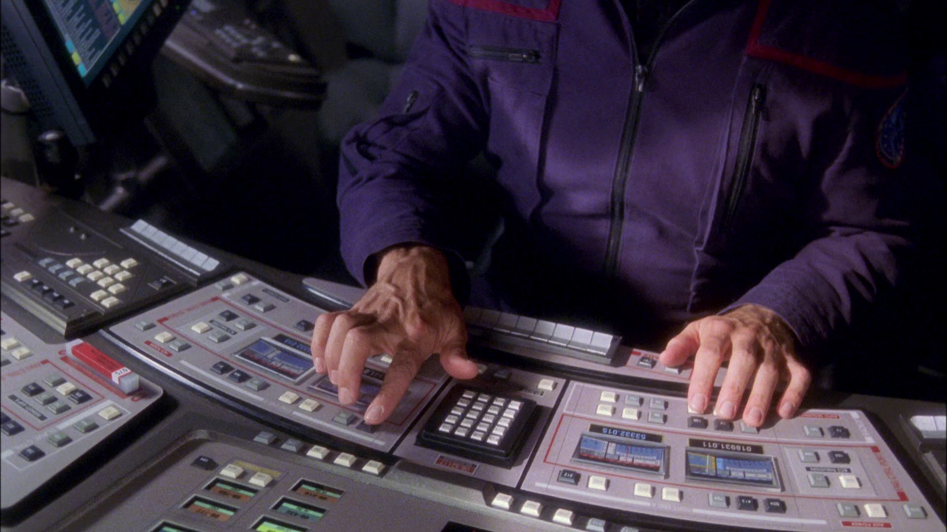 extant_StarTrek_ENT_1x26-_ShockwavePart1_0124.jpg