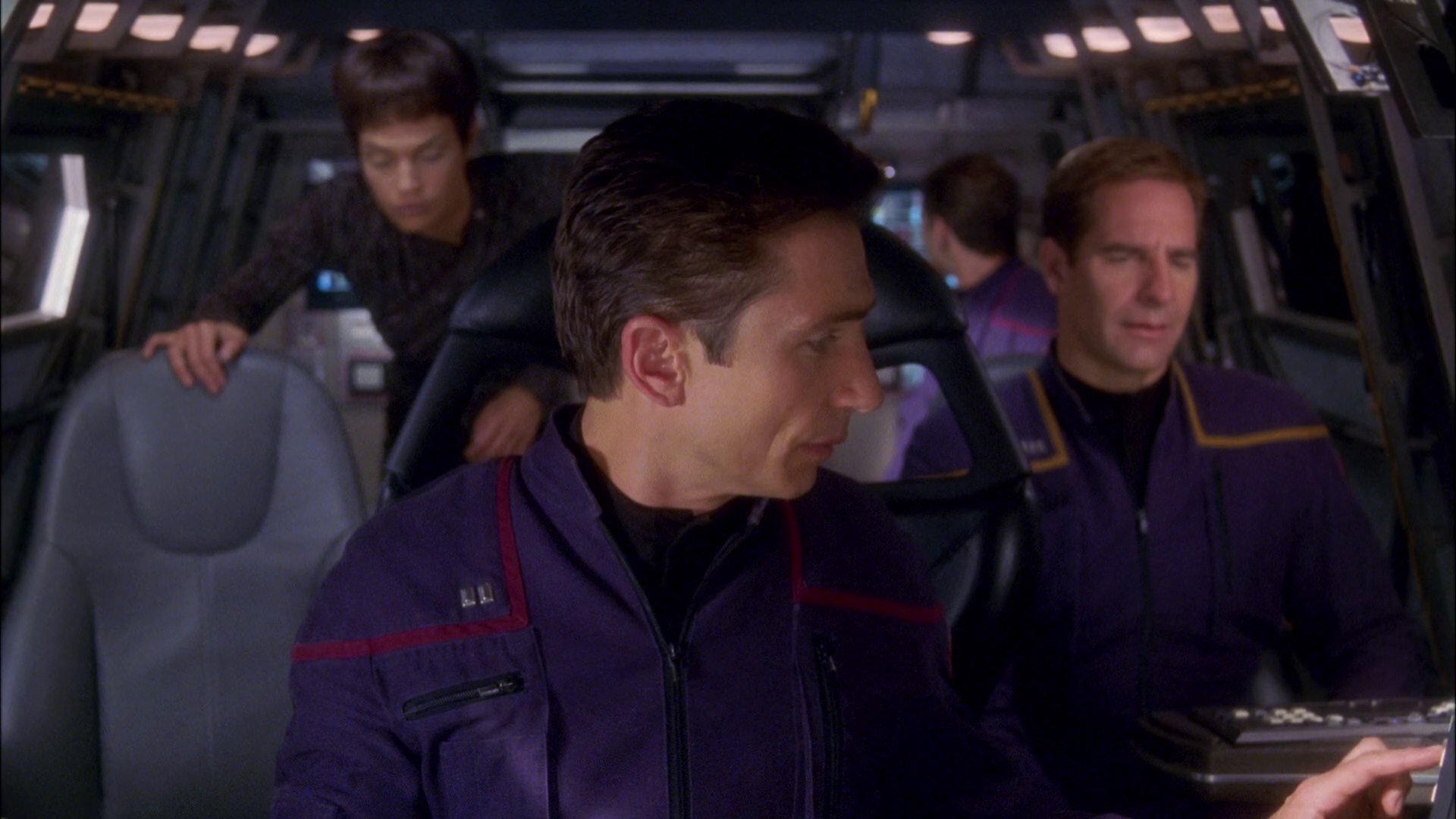extant_StarTrek_ENT_1x26-_ShockwavePart1_0148.jpg