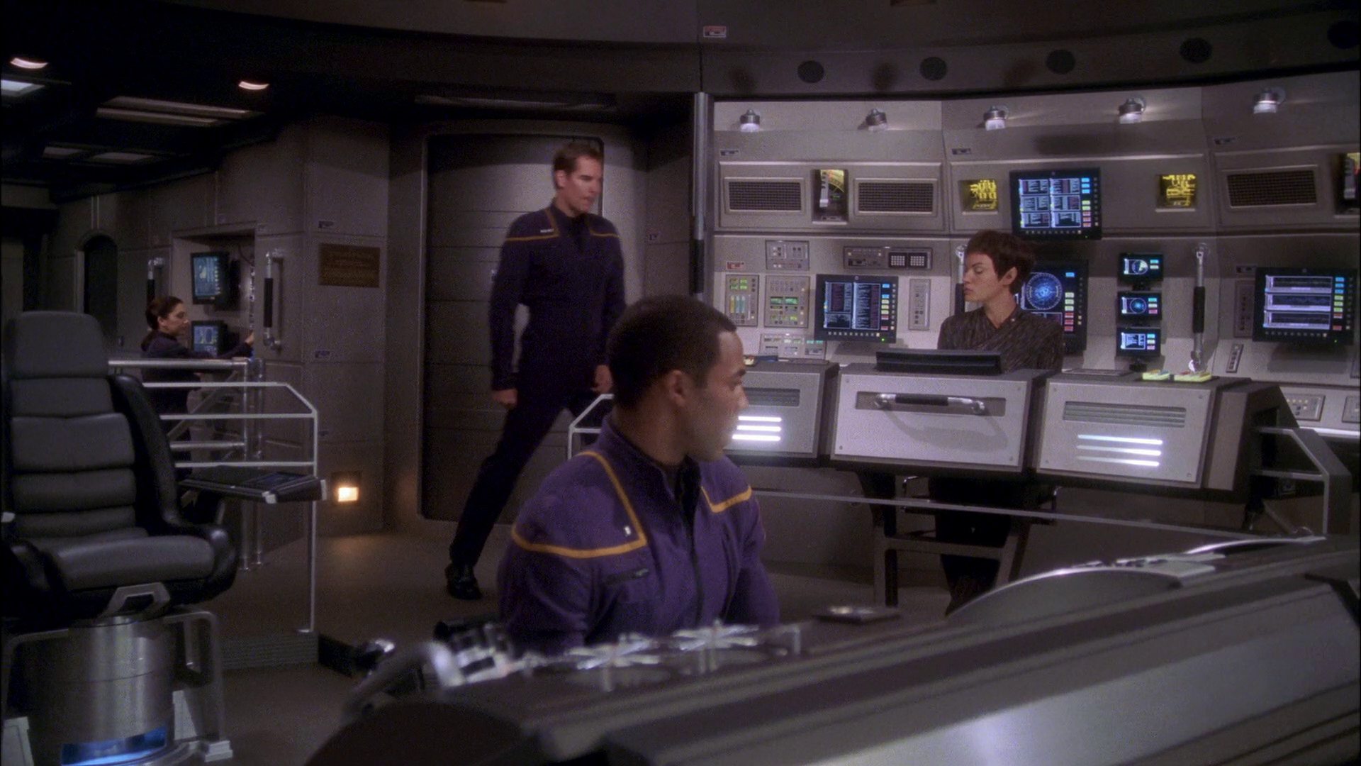extant_StarTrek_ENT_1x26-_ShockwavePart1_0384.jpg