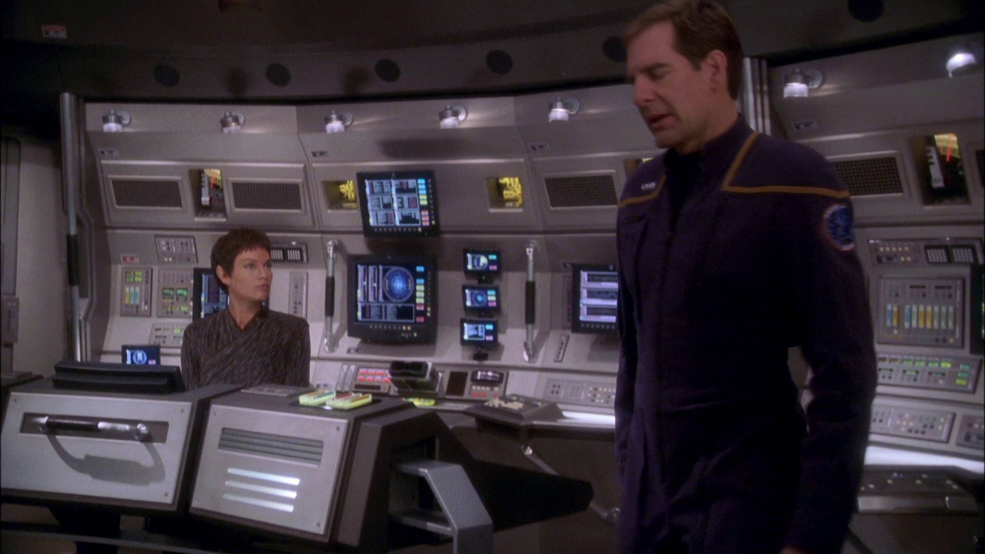 extant_StarTrek_ENT_1x26-_ShockwavePart1_0397.jpg