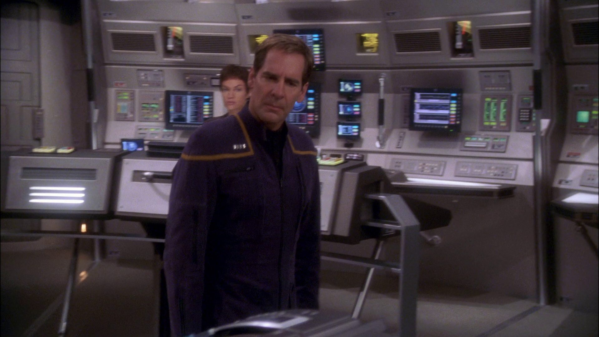 extant_StarTrek_ENT_1x26-_ShockwavePart1_0458.jpg
