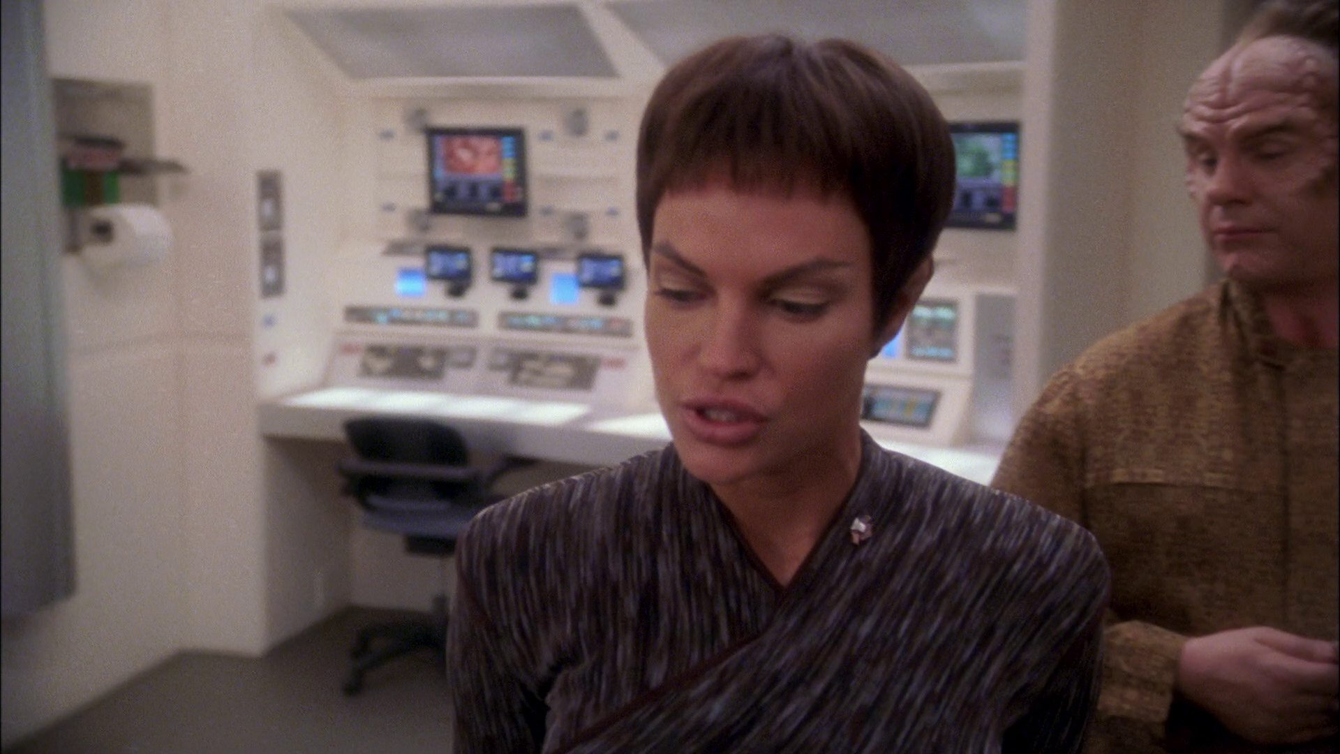 extant_StarTrek_ENT_1x26-_ShockwavePart1_0602.jpg