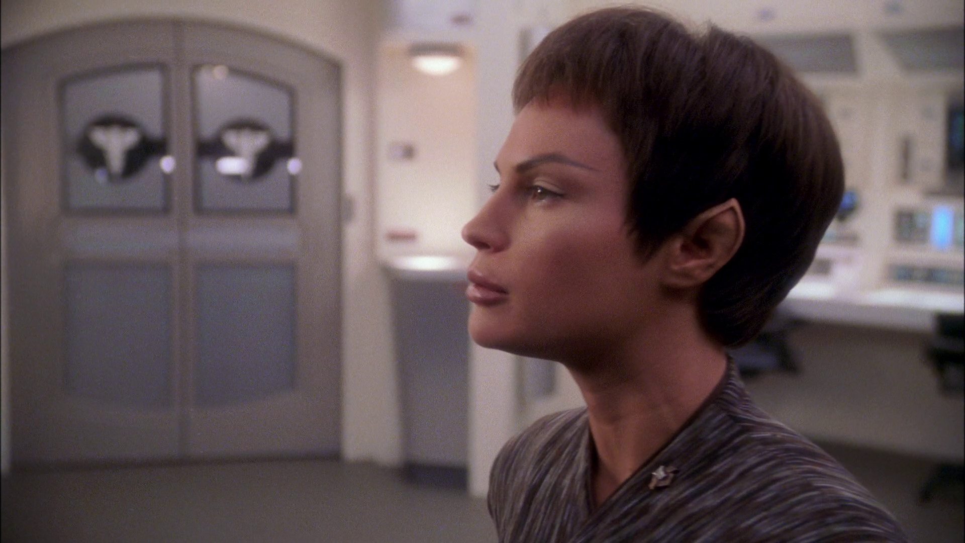 extant_StarTrek_ENT_1x26-_ShockwavePart1_0614.jpg