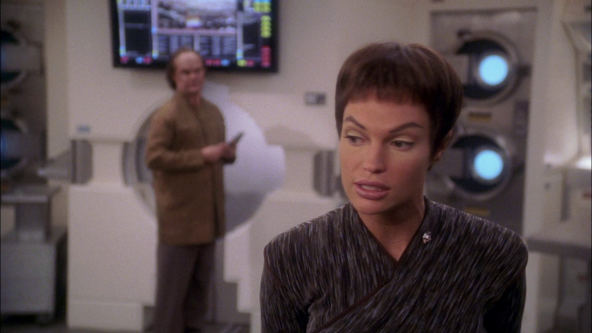 extant_StarTrek_ENT_1x26-_ShockwavePart1_0625.jpg