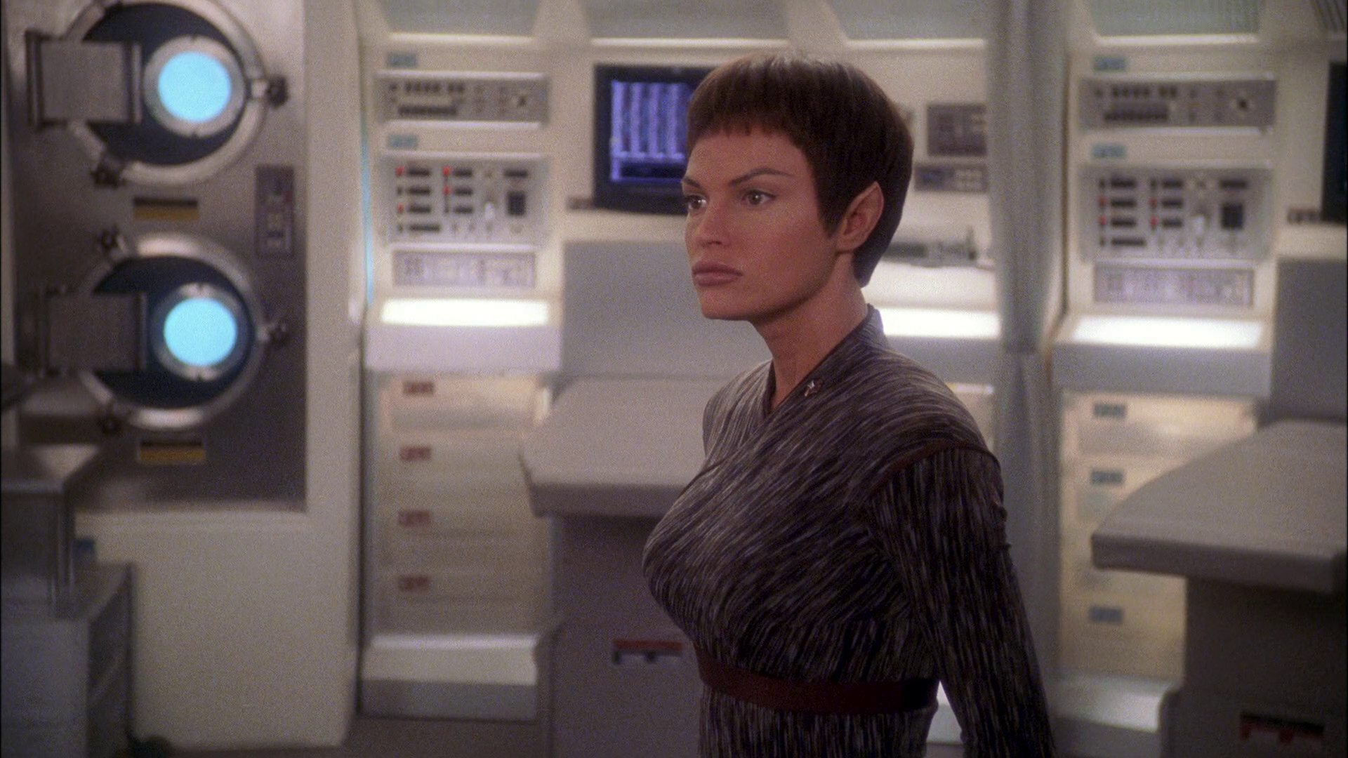 extant_StarTrek_ENT_1x26-_ShockwavePart1_0634.jpg