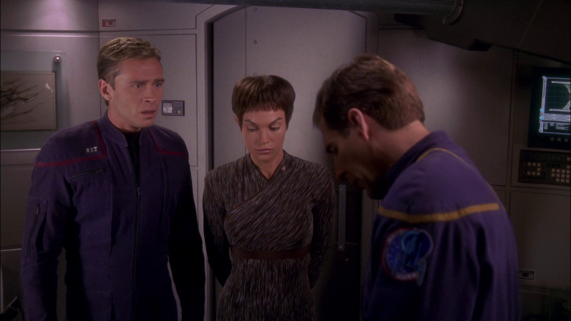 extant_StarTrek_ENT_1x26-_ShockwavePart1_0861.jpg