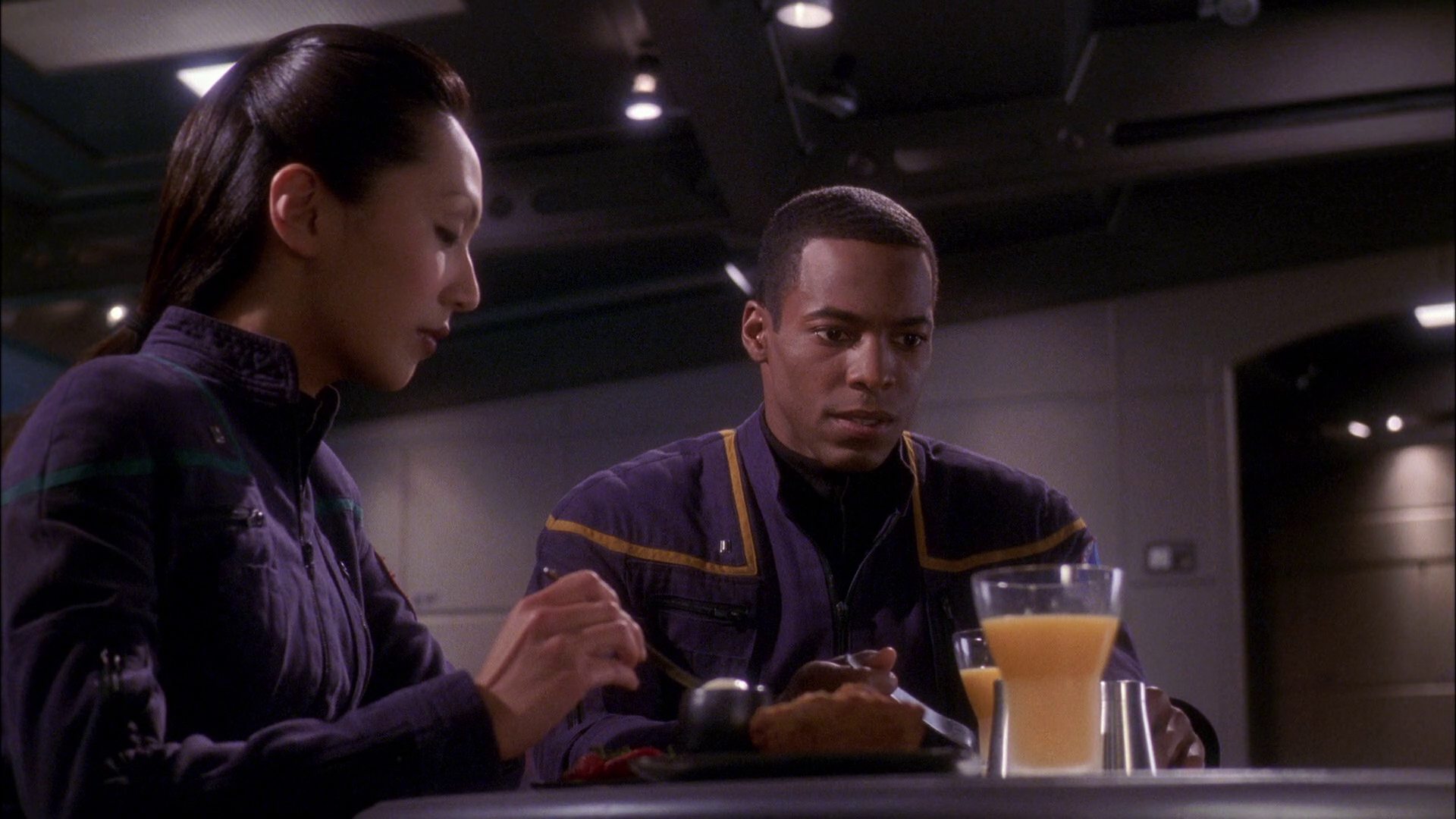 extant_StarTrek_ENT_1x26-_ShockwavePart1_0965.jpg