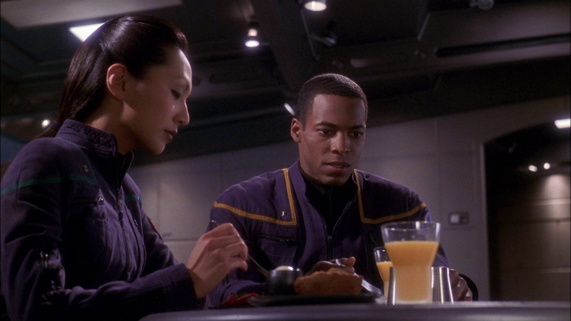 extant_StarTrek_ENT_1x26-_ShockwavePart1_0966.jpg