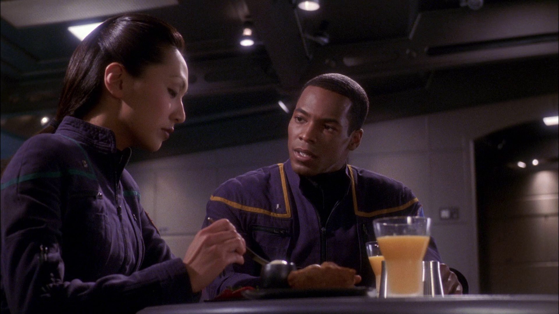extant_StarTrek_ENT_1x26-_ShockwavePart1_0967.jpg