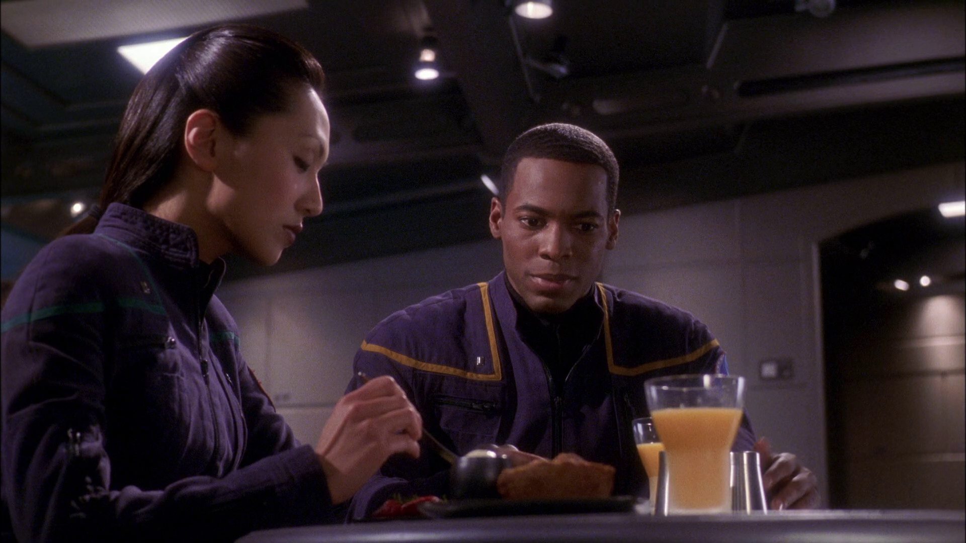 extant_StarTrek_ENT_1x26-_ShockwavePart1_0971.jpg