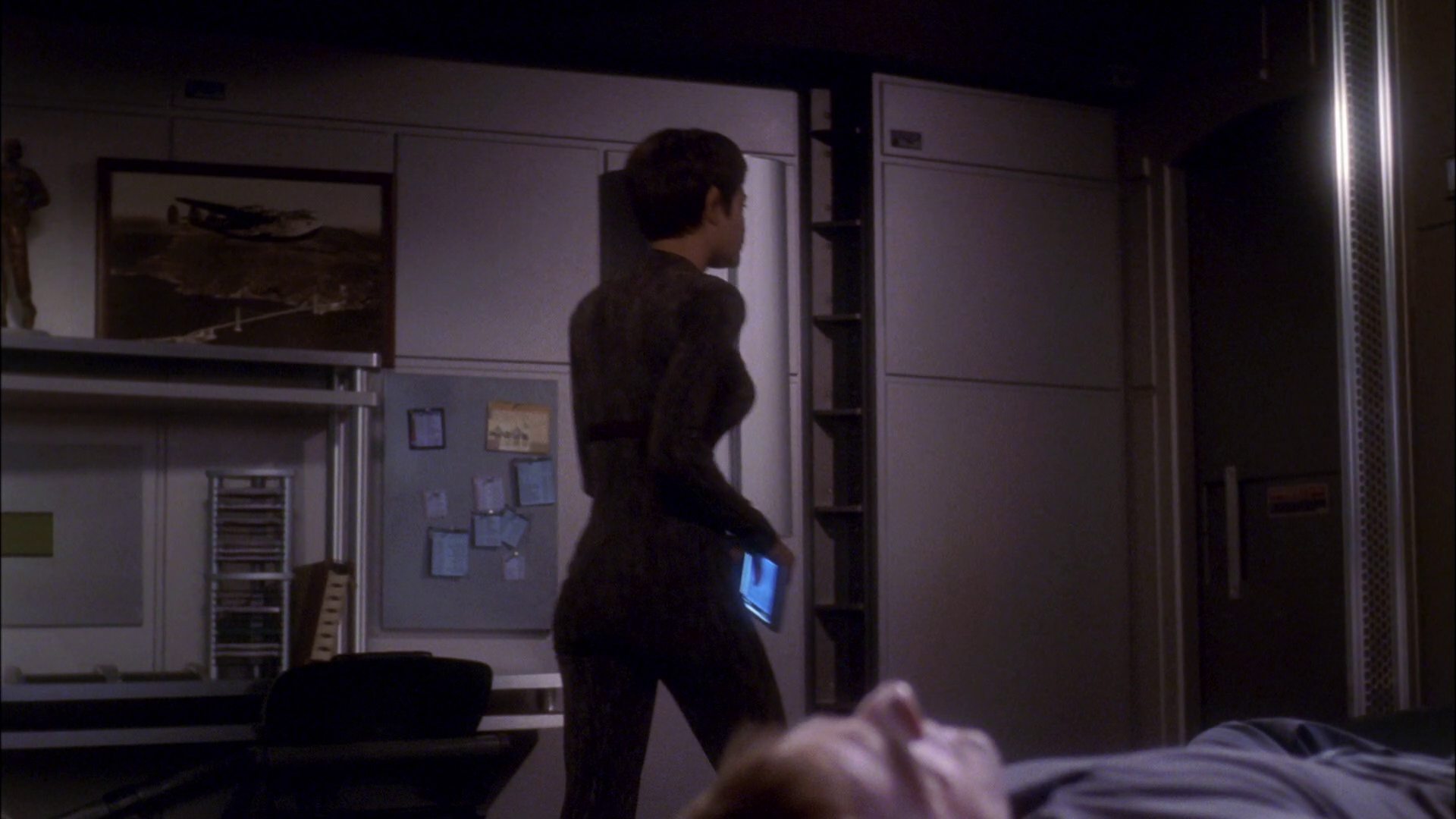 extant_StarTrek_ENT_1x26-_ShockwavePart1_1014.jpg