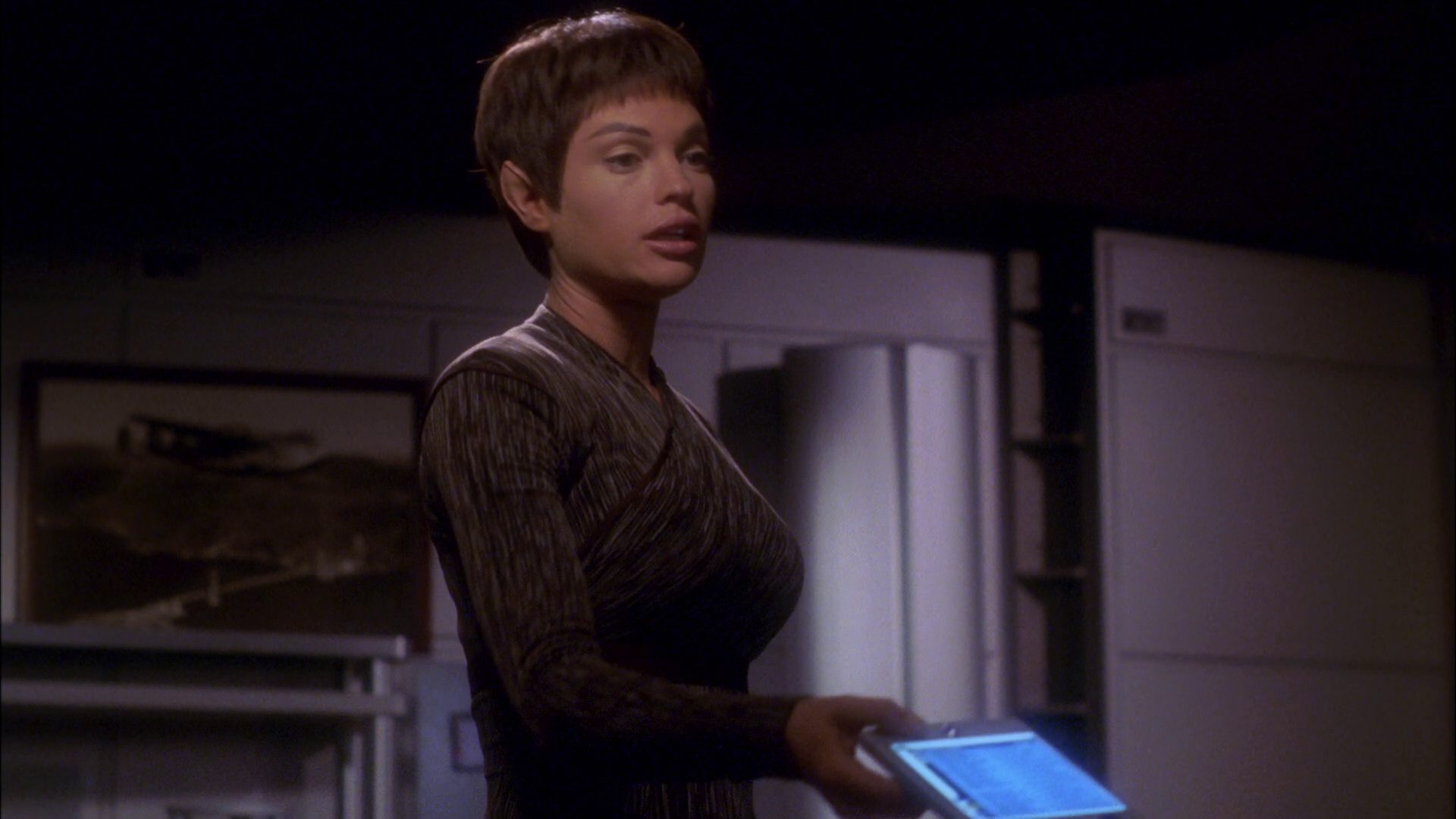 extant_StarTrek_ENT_1x26-_ShockwavePart1_1030.jpg