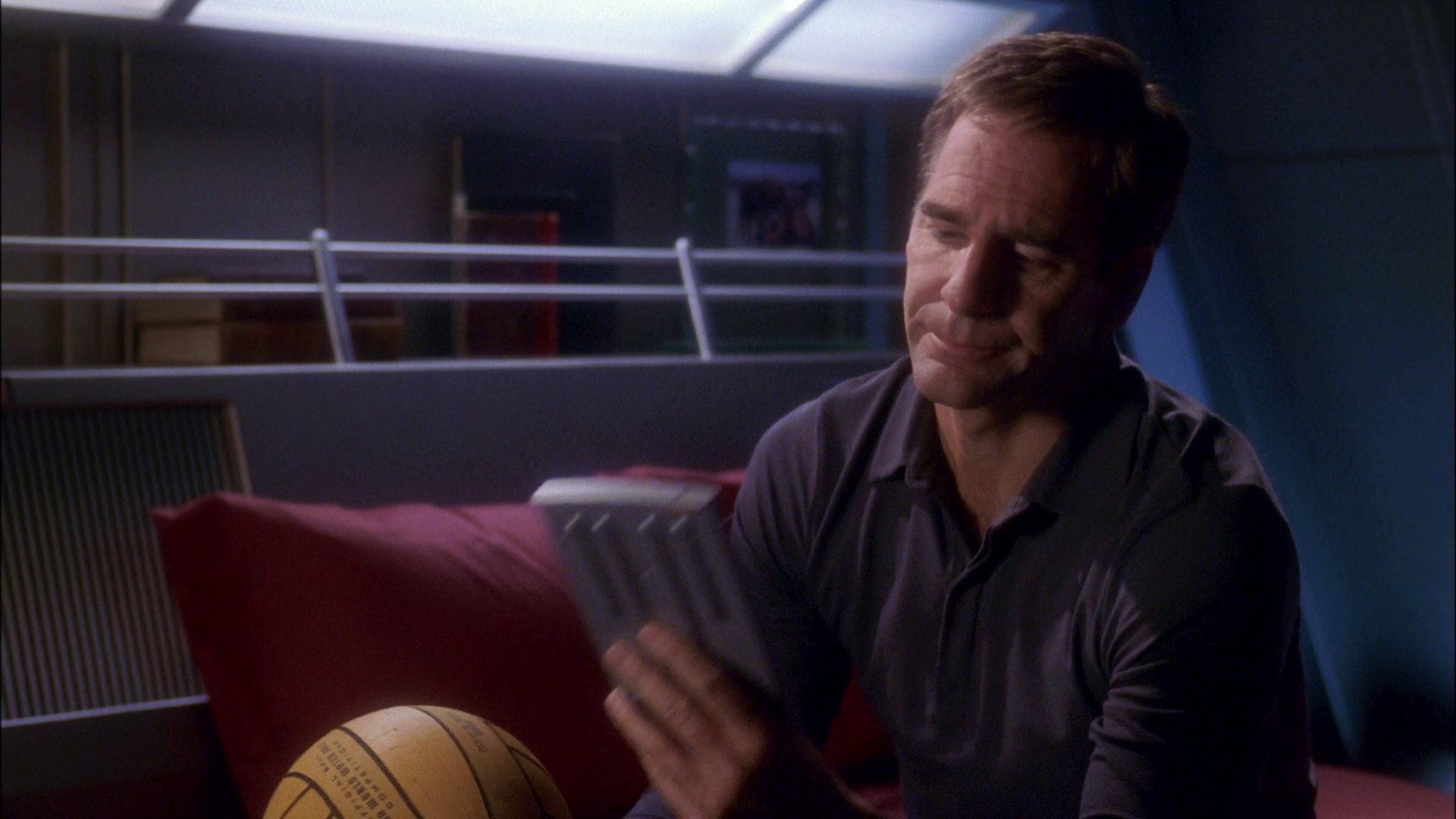 extant_StarTrek_ENT_1x26-_ShockwavePart1_1035.jpg