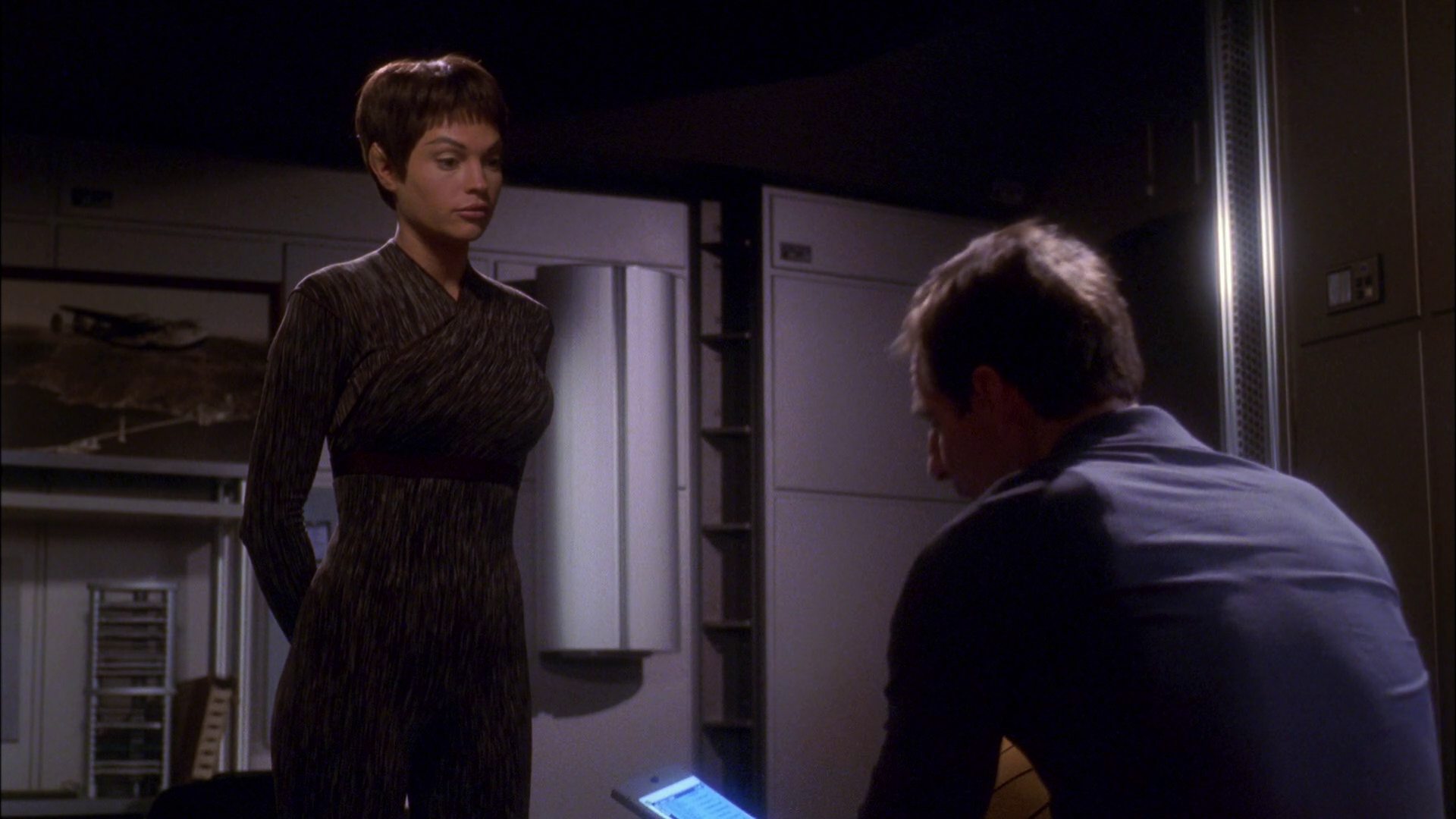 extant_StarTrek_ENT_1x26-_ShockwavePart1_1049.jpg