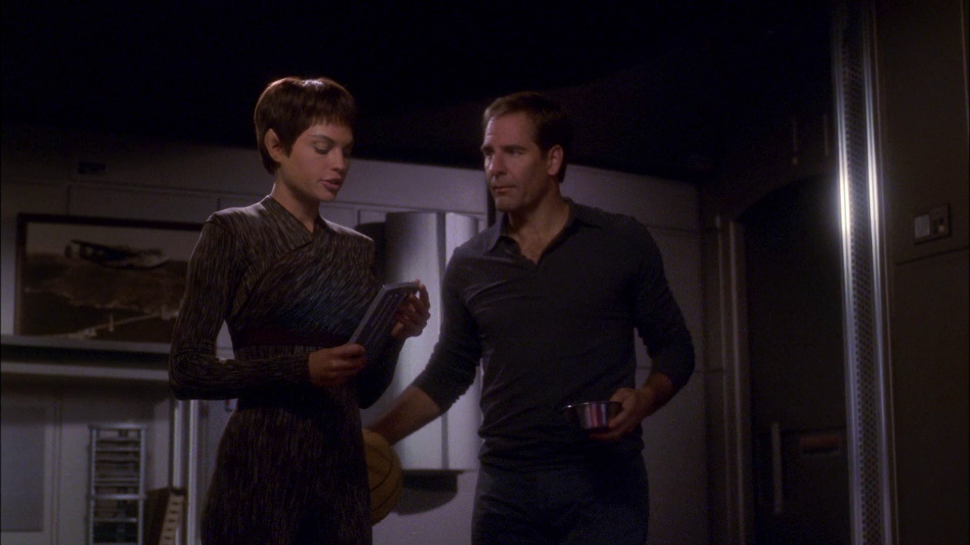 extant_StarTrek_ENT_1x26-_ShockwavePart1_1065.jpg