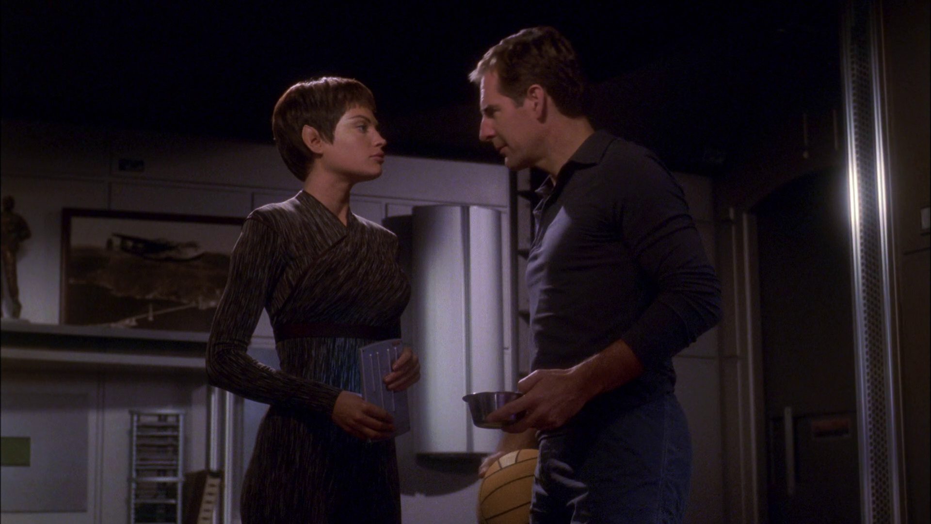 extant_StarTrek_ENT_1x26-_ShockwavePart1_1073.jpg