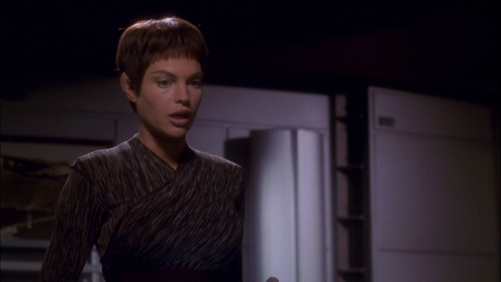 extant_StarTrek_ENT_1x26-_ShockwavePart1_1112.jpg