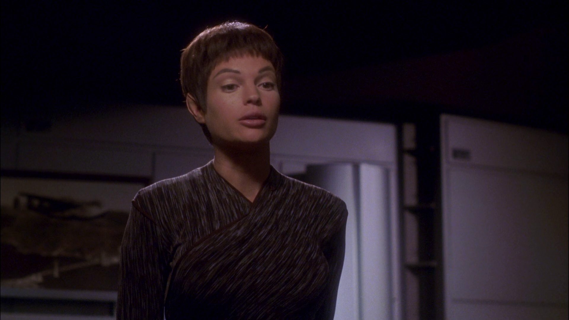 extant_StarTrek_ENT_1x26-_ShockwavePart1_1123.jpg